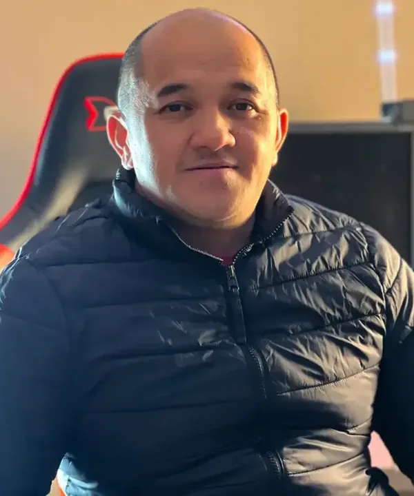 Portrait of Jessie Abelarde, IT Manager